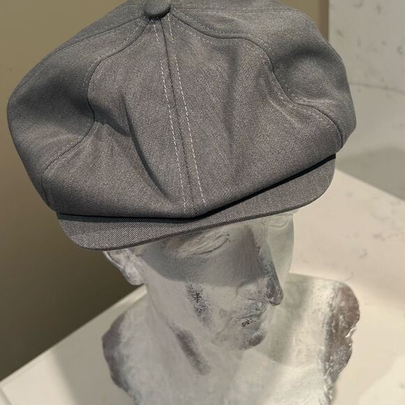 Disney's World Showcase 101 Dalmatians "Spotted At The United Kingdom" Hat - Picture 2 of 5